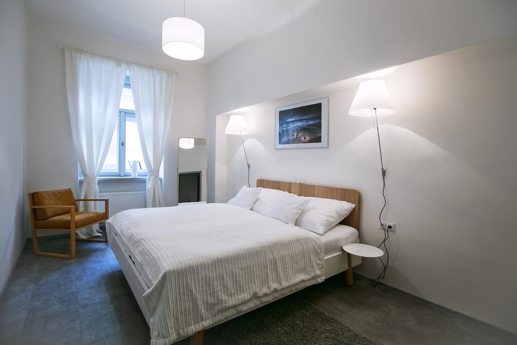 Apartments At The Blue Duckling براغ المظهر الخارجي الصورة